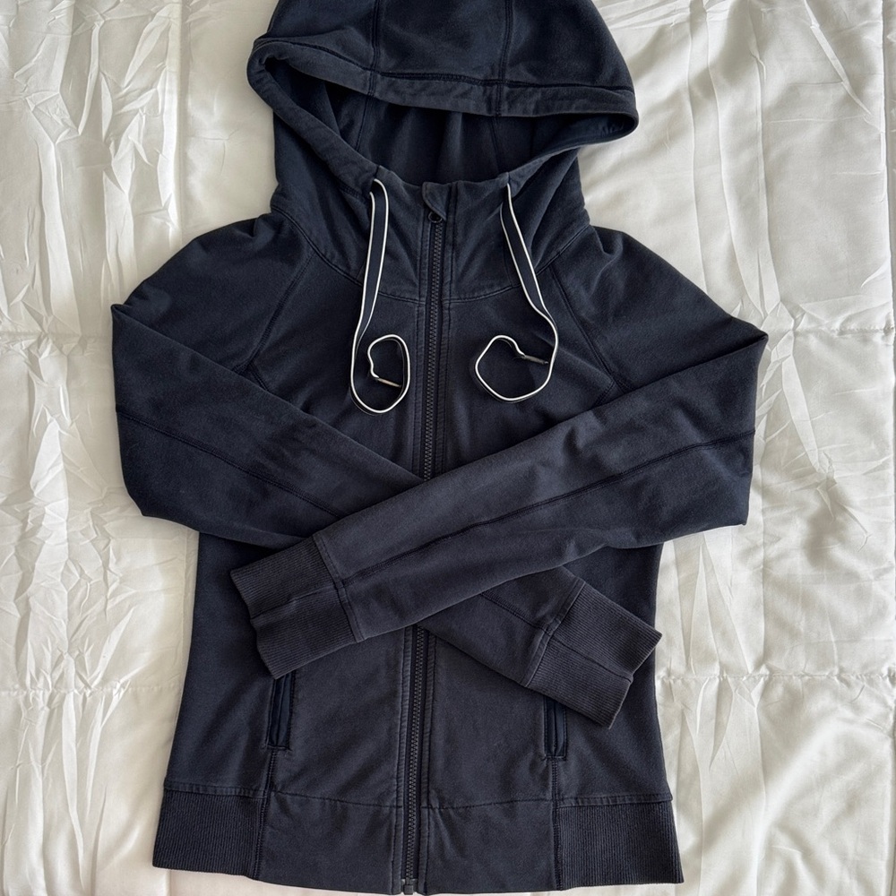 Lululemon Blue Size 4 Hooded Zip-Up Sweatshirt In Good Condition Super Cute